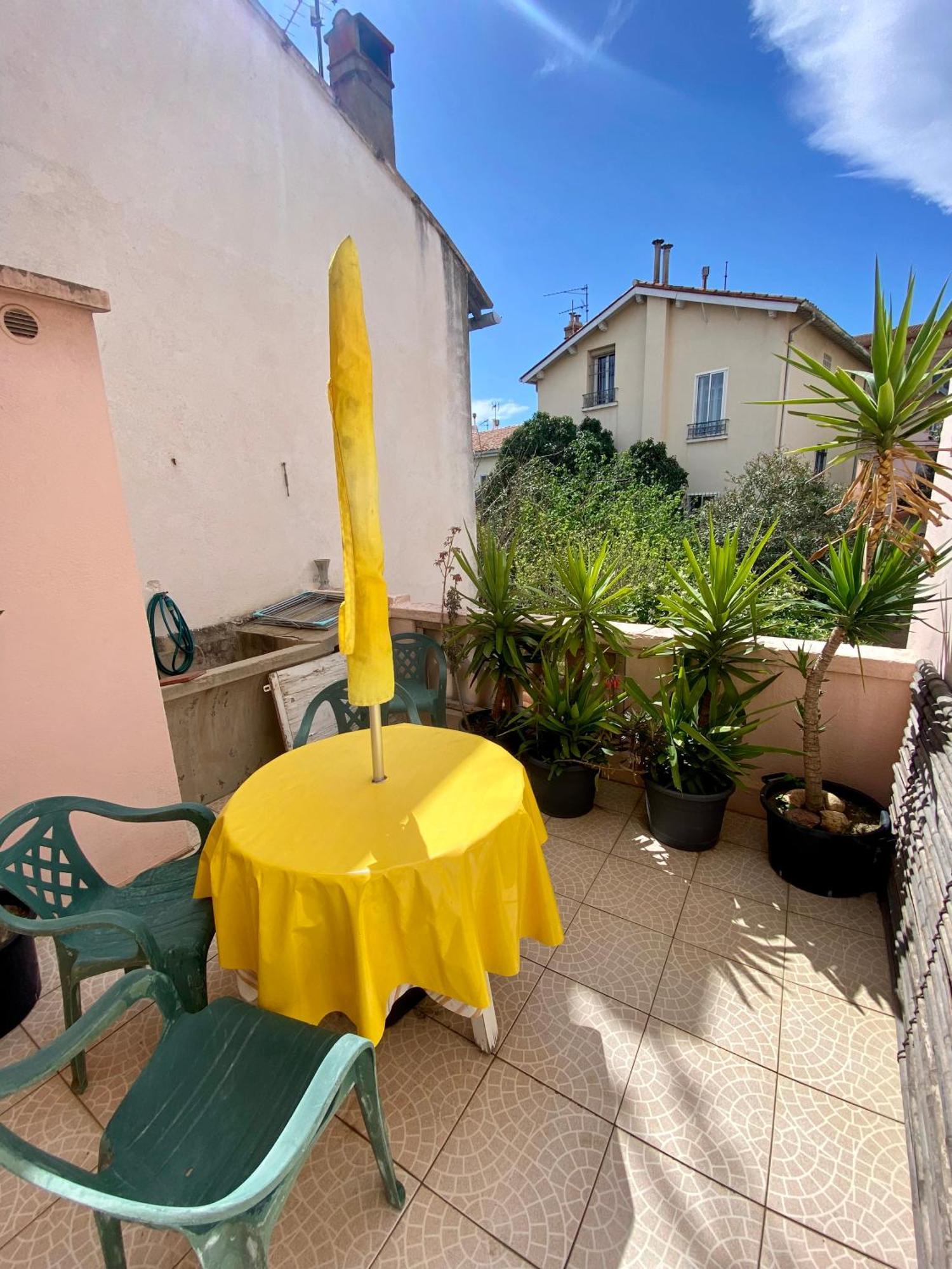 Grand Appartement En Centre Ville Avec Terrasse Perpignan Eksteriør bilde